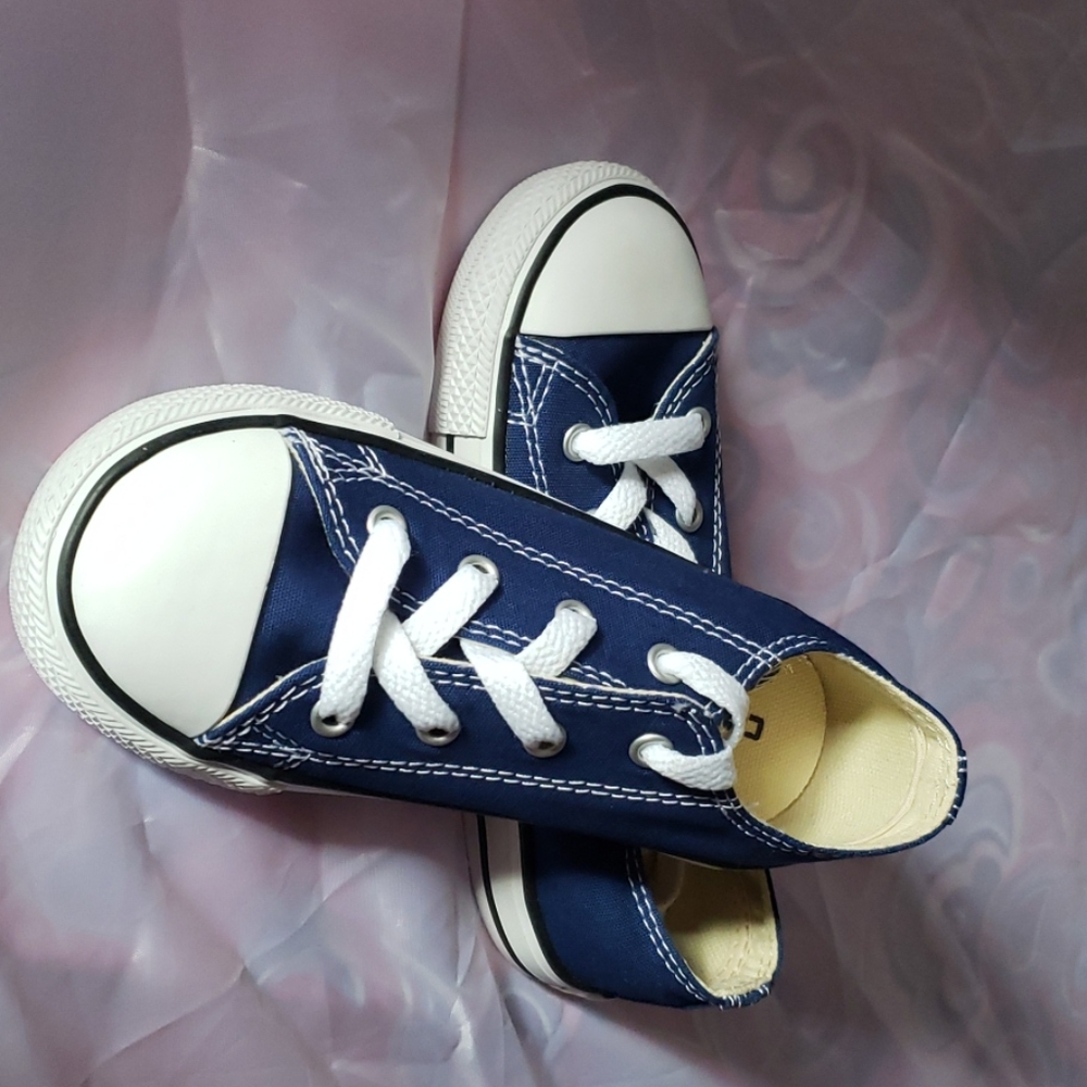 Infant converse